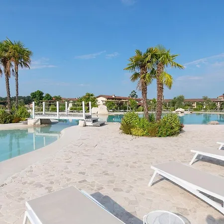 Il Green With Pool By Wonderful Italy *